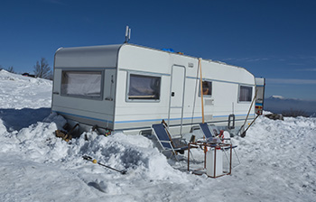 Le camping-car au pied des pistes de ski